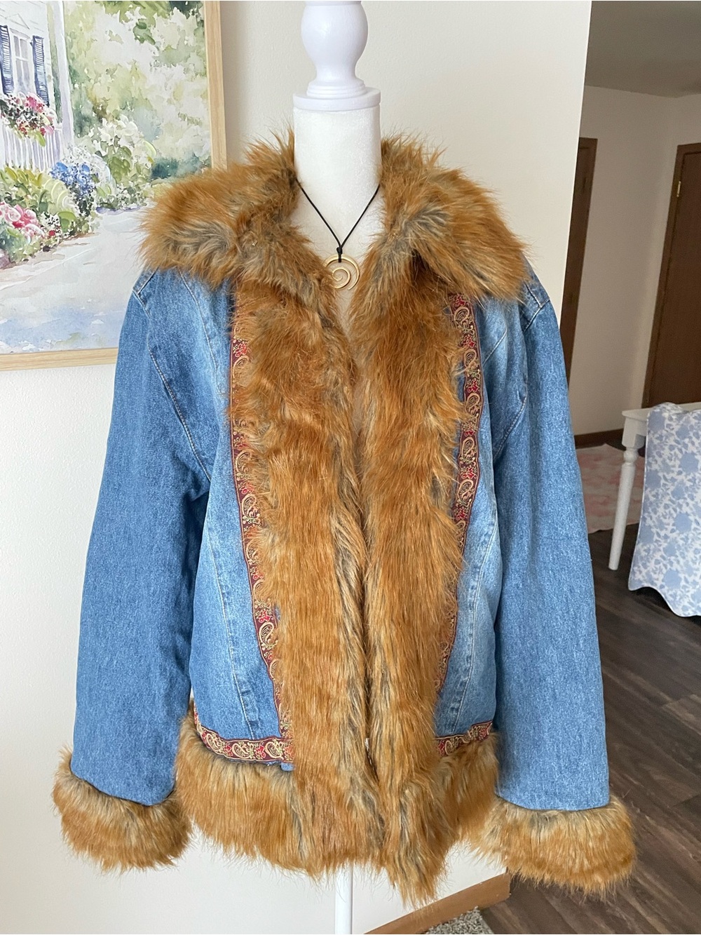 Kaity Penny Lane Y2K Vintage Faux Fur Trim Denim Jacket Paisley Embroidered Trim